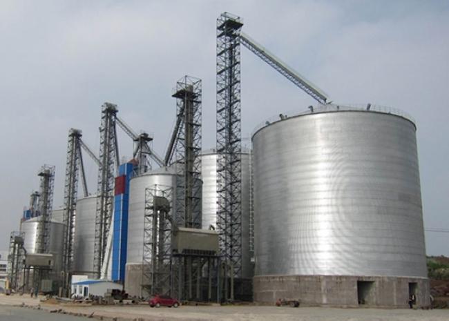 濮阳大型钢板库构造参数及水泥储存质量